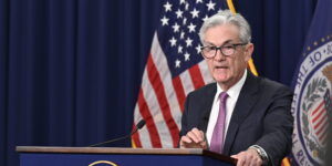 Trump Blasts ‘Loser’ Powell for Delay in Interest Rate Cuts.